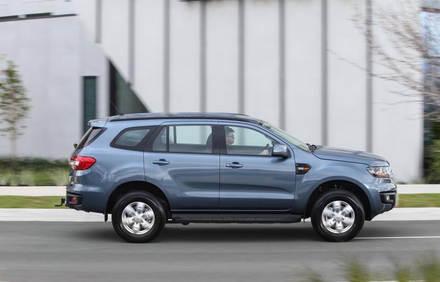  Ford Everest Ambiete 2015 года  (AU) (фото 13 из 40)